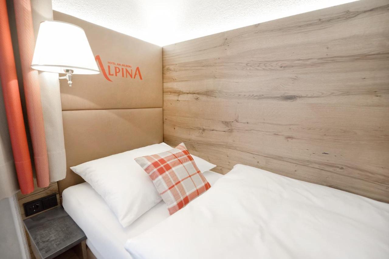 Hotel Alpina Superior Pettneu am Arlberg Dış mekan fotoğraf
